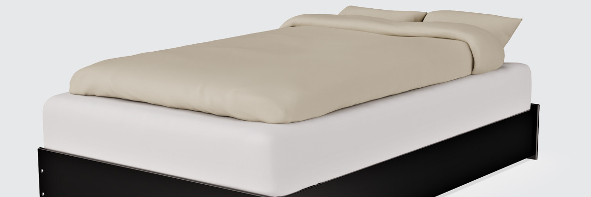 59030120200-even-oppbevaringssokkel-120x200cm-sort.jpg